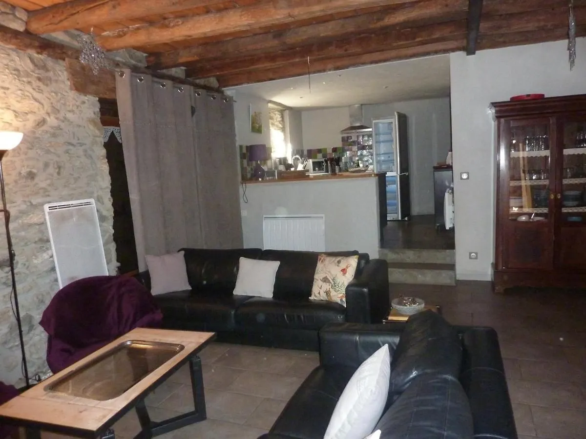 la grange avec spa Saint-Aventin 0*,