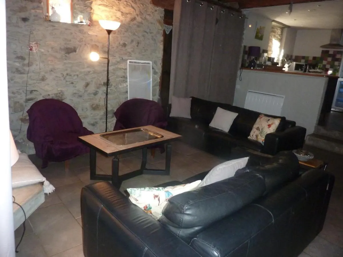 la grange avec spa Saint-Aventin