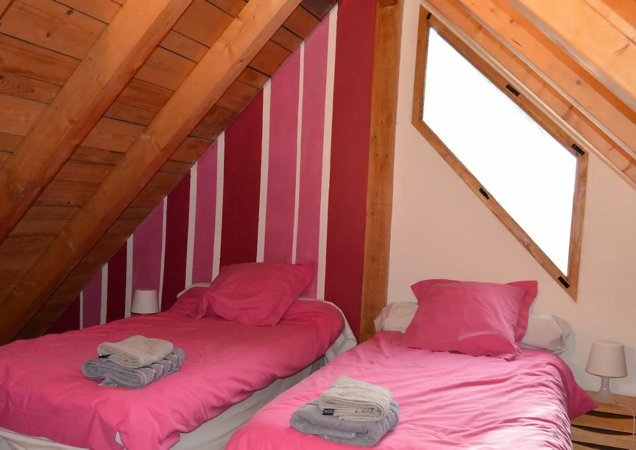 la grange avec spa Saint-Aventin Hébergement de vacances