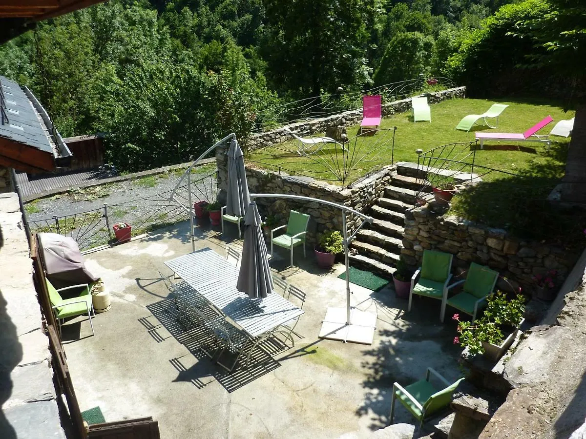 la grange avec spa Saint-Aventin 0*,