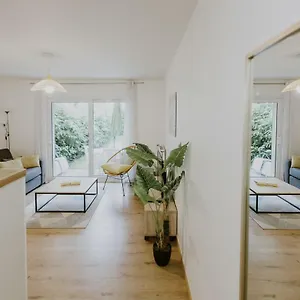4 Couchages + Jardinet +parking Appartement Vannes